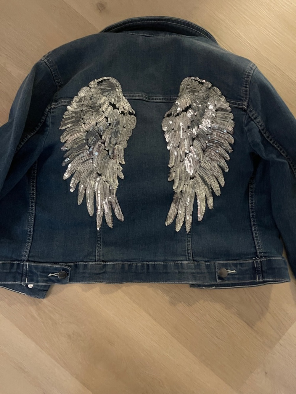 VENUS Blue Denim Jacket with Silver Sparkley Wings NWOT - Picture 5 of 8